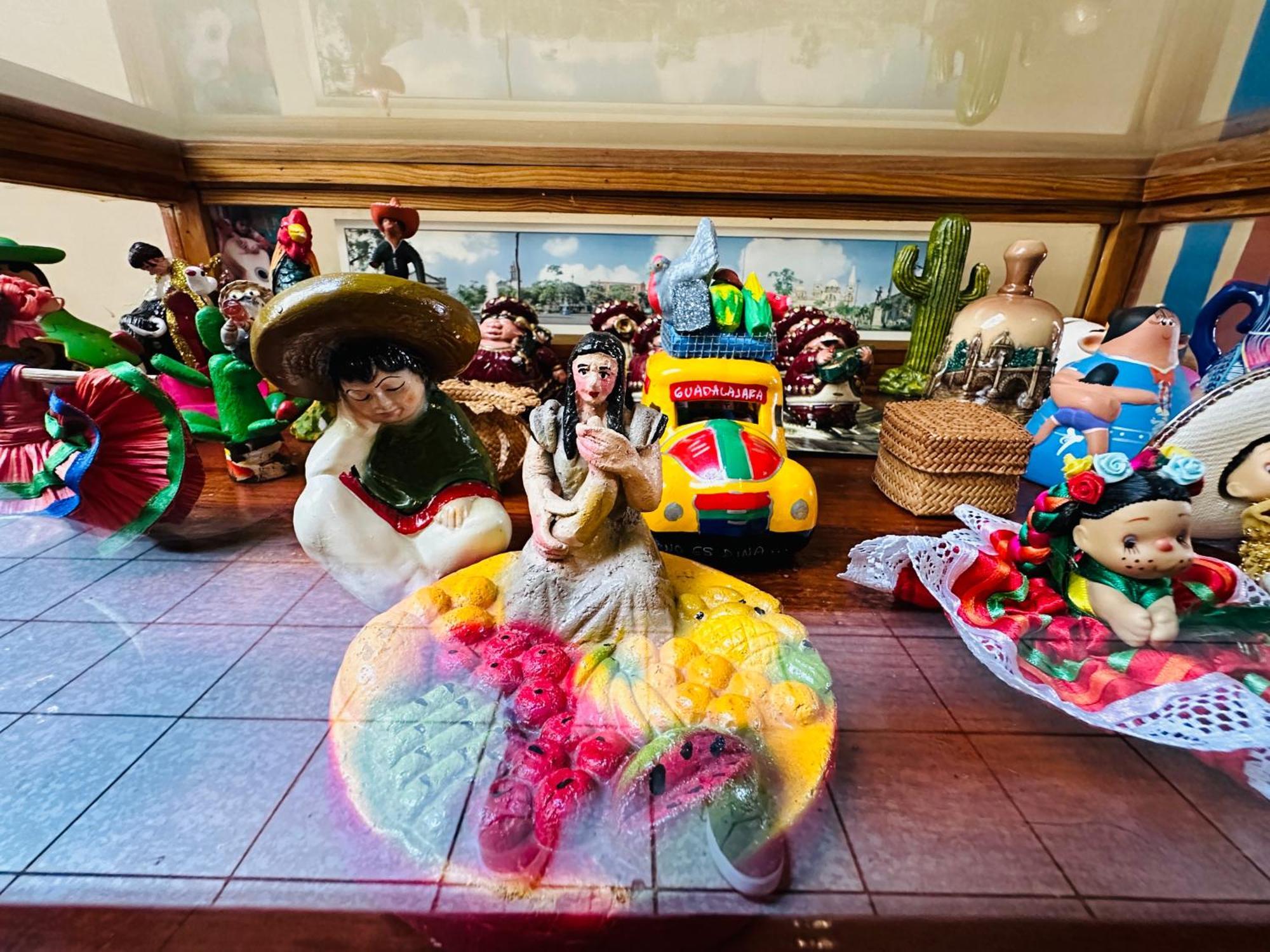 Hotel Janeiro Guadalajara Bagian luar foto