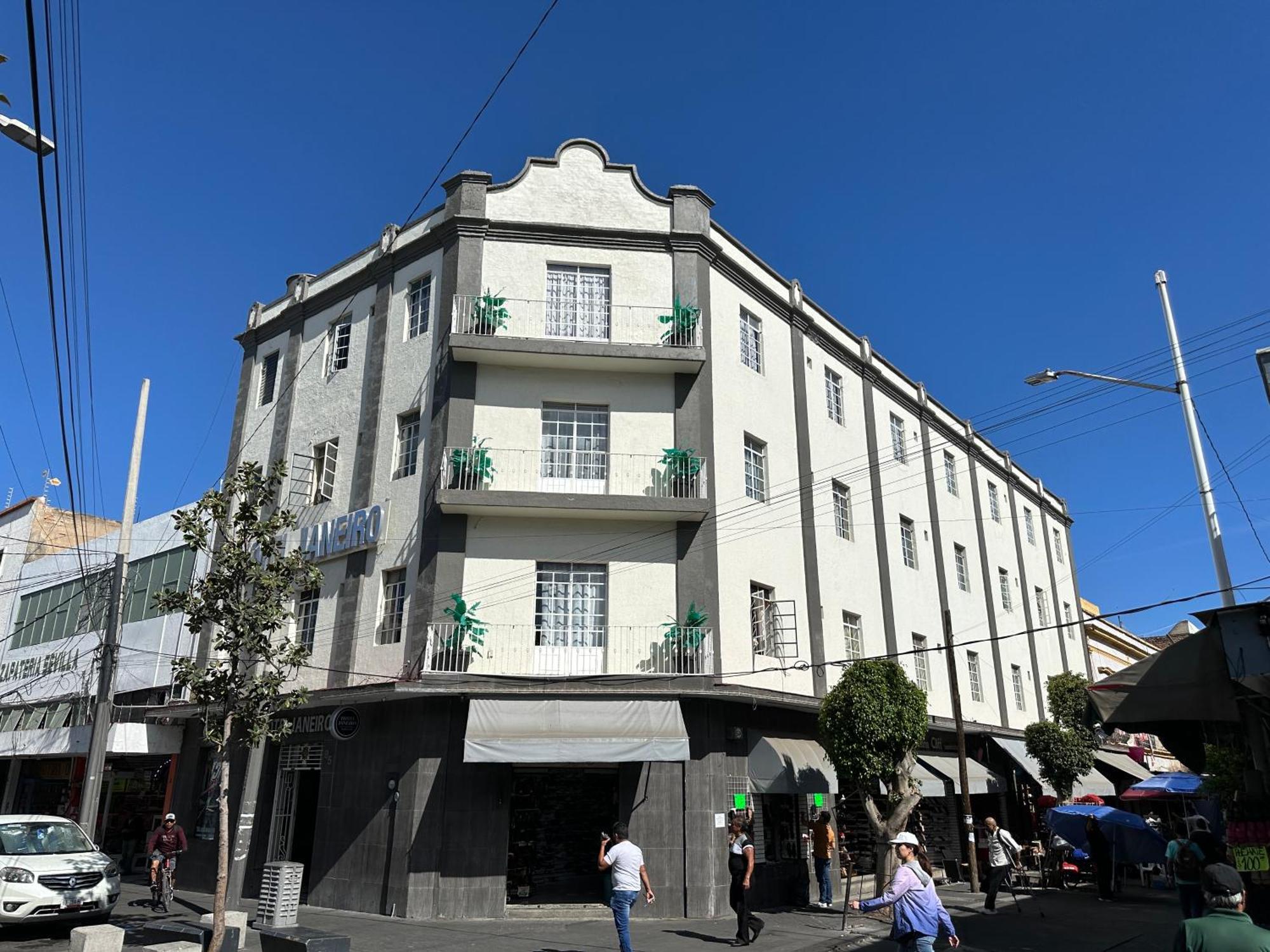 Hotel Janeiro Guadalajara Bagian luar foto
