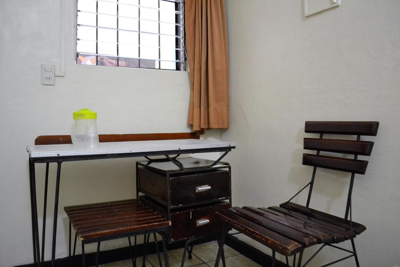 Hotel Janeiro Guadalajara Bagian luar foto